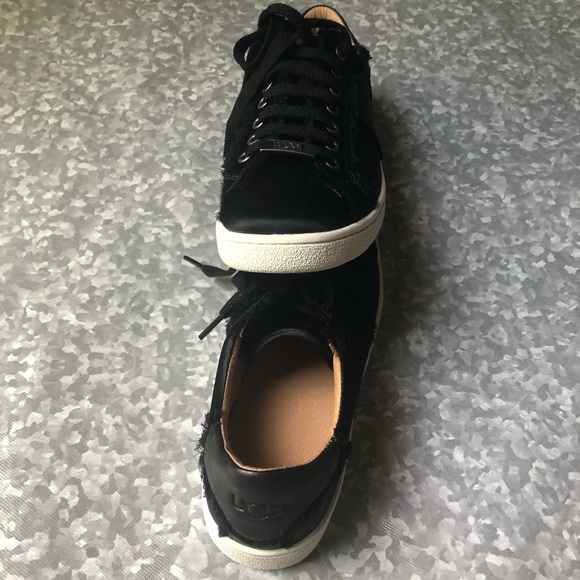 NWOT UGG Black Milo Spill Seam Sneaker - 10 - Picture 4 of 6